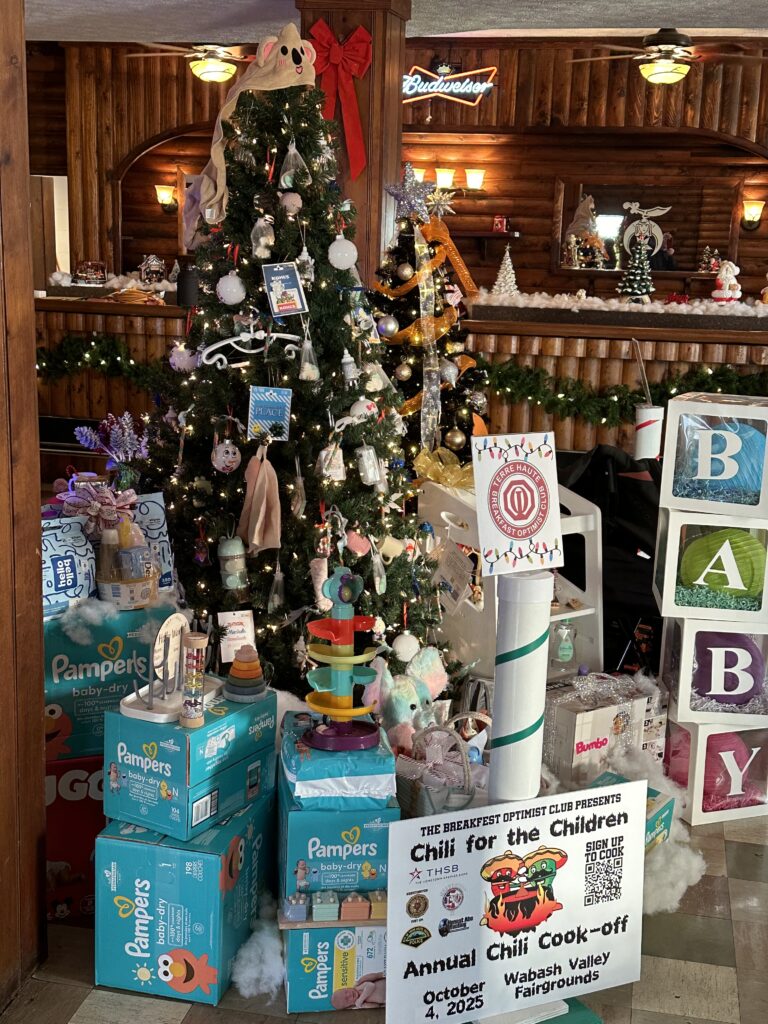 Terre Haute Breakfast Optimist Club Christmas Tree at the Feztival of Trees